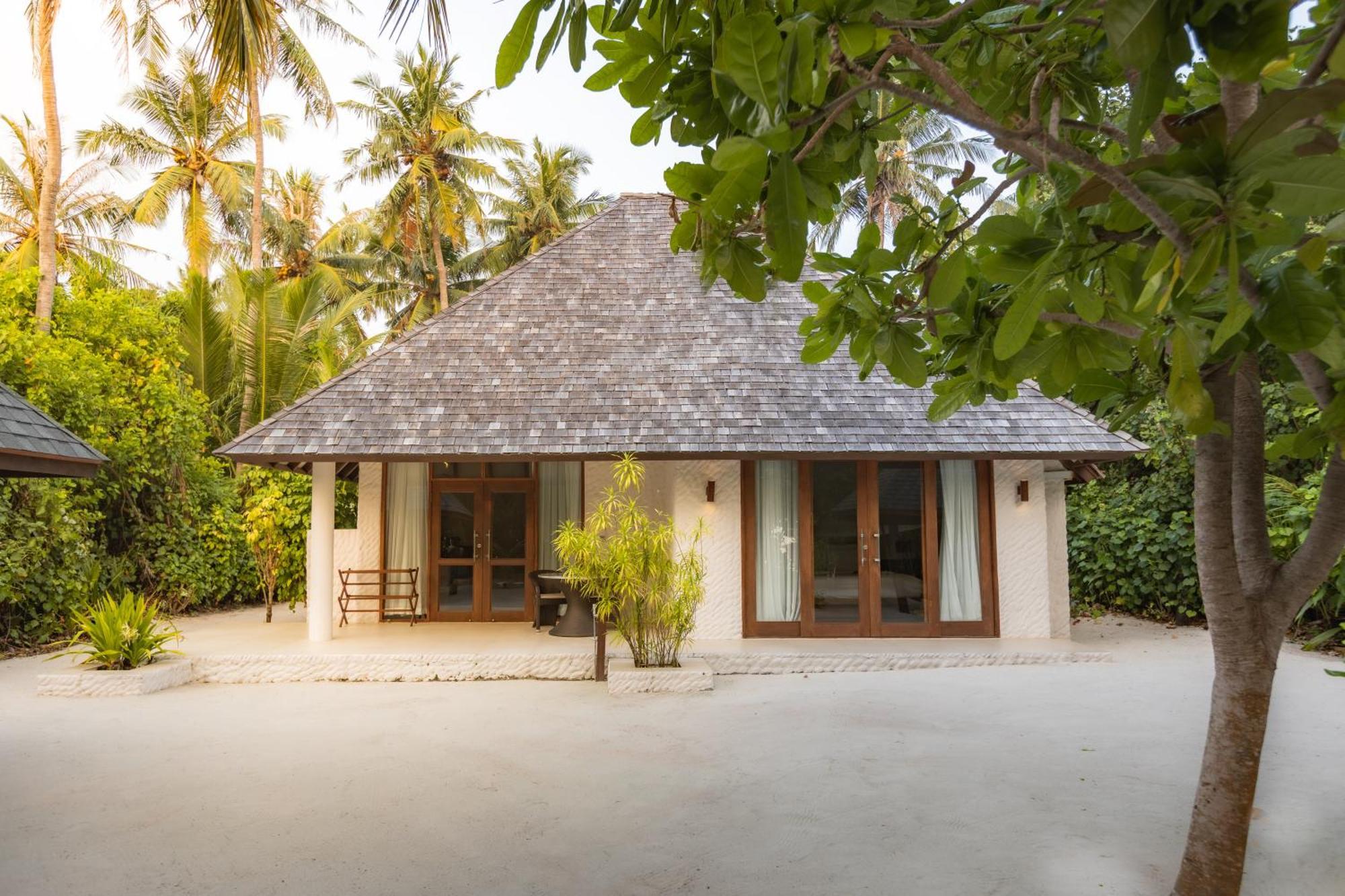 Hideaway Beach Resort & Spa Dhidhdhoo  Room photo